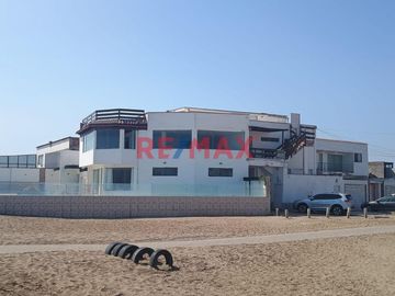 Venta Duplex Frente A La Playa En Chorrillos