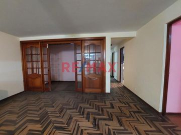 Vendo Linda Casa En Urb. Santa Rosa Callao