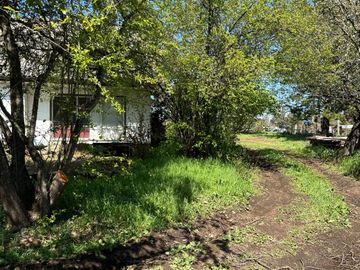Nuevo Precio! Venta amplio terreno con casa en sector Las Mariposas Km 10, Chillán