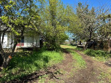 Nuevo Precio! Venta amplio terreno con casa en sector Las Mariposas Km 10, Chillán
