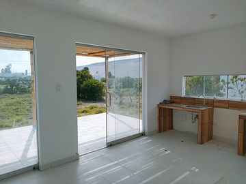 2 HERMOSAS CASAS DE PLAYA Y CAMPO EN LA PUNTA DE BOMBÓN EN VENTA