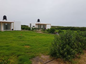2 HERMOSAS CASAS DE PLAYA Y CAMPO EN LA PUNTA DE BOMBÓN EN VENTA
