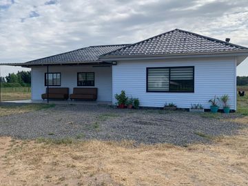 Se vende parcela con excelente casa San Rafael