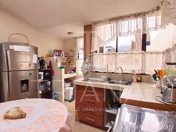 DEPARTAMENTO CON VISTA PANORAMICA EN VENTA SECTOR PUSUQUÍ (URB DEL ARQUITECTO)