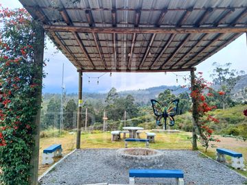 DEPARTAMENTO CON VISTA PANORAMICA EN VENTA SECTOR PUSUQUÍ (URB DEL ARQUITECTO)