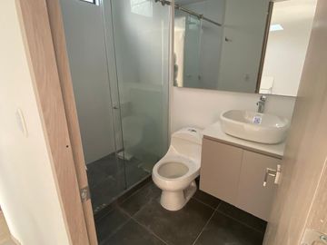 VENDO CESION  LISTA PARA ENTREGAR CASA EL RETIRO EN CONJUNTO CERRADO EN LA FLORIDA DE 114M2 MAS ZONA VERDE