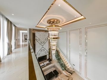 The ultimate luxury beachfront home! A golden opportunity for investment in Pattaya, ready for you to experience the ultimate luxury with the best loc