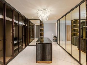 The ultimate luxury beachfront home! A golden opportunity for investment in Pattaya, ready for you to experience the ultimate luxury with the best loc