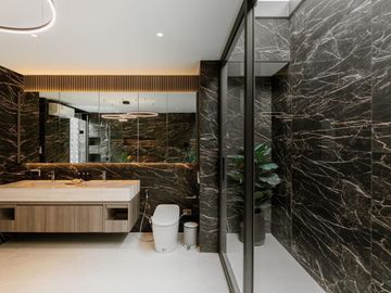 The ultimate luxury beachfront home! A golden opportunity for investment in Pattaya, ready for you to experience the ultimate luxury with the best loc