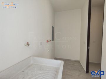 Casa de 2 recámaras en venta, en Privada Residencial con amenidades en Conkal, Yucatán - Entrega diciembre 2024