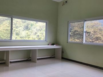 OVerview House and Lot in Woodland Tagaytay Ridge
