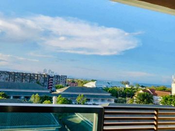 ขายคอนโด โครงการ เดอะ เรสซิเดนซ์ หัวหิน (The Residences Hua-Hin ) ชายหาดหัวหิน สามารถมองเห็นวิวทะเลได้ รหัส : C8253