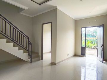 Dijual Rumah Siap Huni Bergaya American Klasik Di Kalibaru - Cilodong, Kota Depok Dekat Grand Depok City