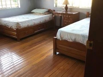 HOUSE & LOT 280SQM W/ 4BR & MAID'S ROOM, 4 CAR GARAGE IN TORRES EXECUTIVE SUDB, QUEZON CITY NEAR NLEX, MINDANAO AVENUE