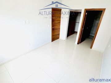 Casa Nueva en Venta Solares Zona Real Zapopan