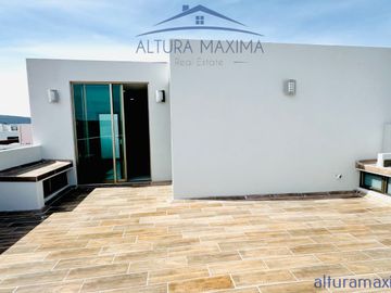 Casa Nueva en Venta Solares Zona Real Zapopan