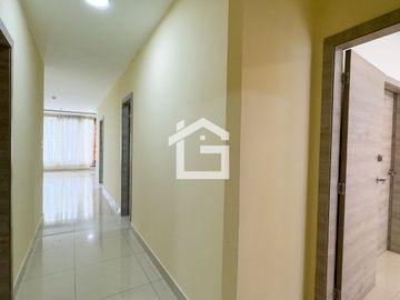 Departamento en Planta Baja en Venta en Portón de las Lomas, Guayaquil