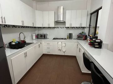 SE VENDE CASA 🏡 EN FRAC BUGAMBILIAS, COL CUAUTLIXCO CUAUTLA MORELOS.