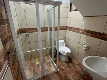 SE VENDE CASA 🏡 EN FRAC BUGAMBILIAS, COL CUAUTLIXCO CUAUTLA MORELOS.