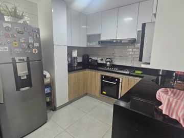 VENDO DUPLEX 3DORM. VISTA A LA CALLE - URB.CHAMA SURCO - ENTREGA 30 DE JULIO 2025