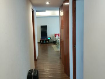 VENTA DE LINDO DEPARTAMENTO EN VISTA ALTA - A UN PASO DE BOSQUES DE LAS  LOMAS