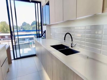 VENTA DEPARTAMENTOS A ESTRENAR DE 1 Y 2 DORMITORIOS. LA KENEDDY