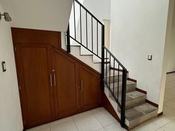VENTA CASA CUMBRES DE LAGO JURIQUILLA CONDOMINIO CON ALBERCA