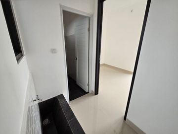 Rumah 2 Lantai Baru Bsd City Tangerang Dekat Pasar Modern Intermoda BSD