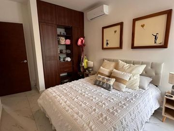 CASA EN VENTA EN CANCÚN, RESIDENCIAL RIOJA