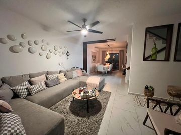 CASA EN VENTA EN CANCÚN, RESIDENCIAL RIOJA