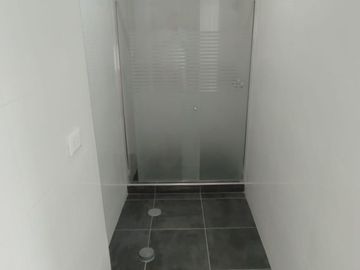 VENDO EN ESTRENO ULTIMO DEPARTAMENTO CON VISTA PANORAMICA DE 161 m2 CON 2 BALCONES EN LA FLORESTA DE PRO LOS OLIVOS.
