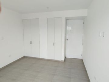 VENDO EN ESTRENO ULTIMO DEPARTAMENTO CON VISTA PANORAMICA DE 161 m2 CON 2 BALCONES EN LA FLORESTA DE PRO LOS OLIVOS.