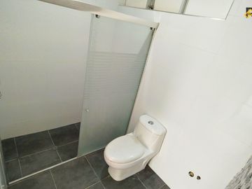 VENDO 03 ULTIMOS DEPARTAMENTOS DE ESTRENO CON VISTA EXTERNA DE 143 m2 CON BALCON EN LA FLORESTA DE PRO LOS OLIVOS.