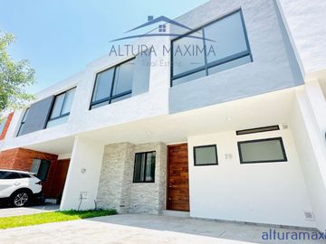 Casa Nueva en Venta Solares Zapopan