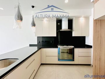Casa Nueva en Venta Solares Zapopan