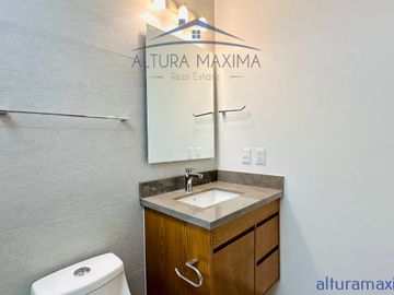 Casa Nueva en Venta Solares Zapopan