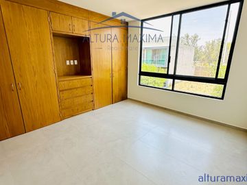 Casa Nueva en Venta Solares Zapopan
