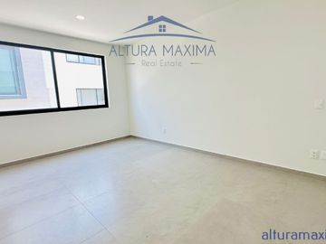 Casa Nueva en Venta Solares Zapopan