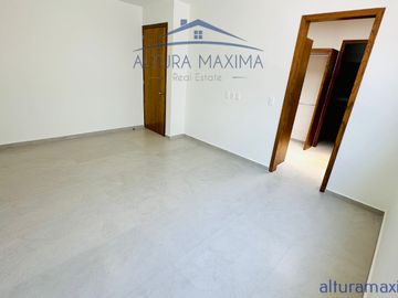 Casa Nueva en Venta Solares Zapopan