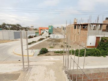REMATE DE CASA EN URBANIZACIÓN LOS SAUCES AL COSTADO DE LA UNIVERSIDAD SIPÁN