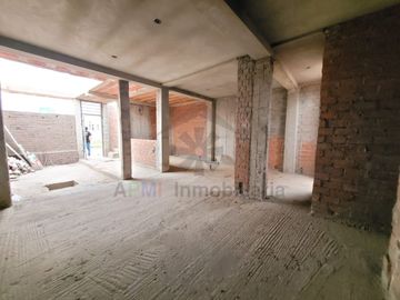 REMATE DE CASA EN URBANIZACIÓN LOS SAUCES AL COSTADO DE LA UNIVERSIDAD SIPÁN
