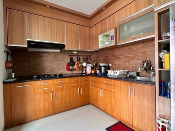Rumah Cipayung Dekat Tol,SIAP HUNI Mewah 2 LANTAI HArga Murah Jaktim Jakarta Timur ARR62 Jual Dijual