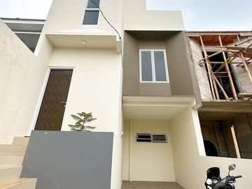 Rumah Split Level, Cilangkap Jaktim, Baru Mewah Harga Murah, Kota Jakarta Timur (ARR131) Jual Dijual