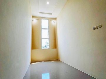 Rumah Split Level, Cilangkap Jaktim, Baru Mewah Harga Murah, Kota Jakarta Timur (ARR131) Jual Dijual