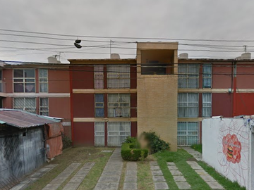 Hermosa y amplia casa con excelentes acabados y todas las comodidades que soñaste.