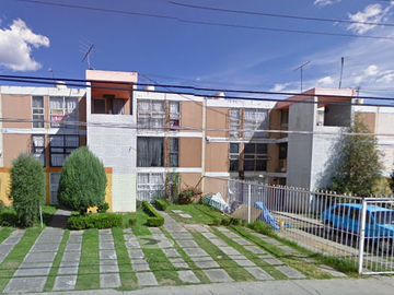 Hermosa y amplia casa con excelentes acabados y todas las comodidades que soñaste.