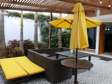 VENDO CASA EN ESQUINA PARA FAMILIA O INVERSIONISTA