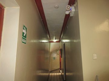 OCASIÓN LA VICTORIA PROL. HUAMANGA EDIFICIO 5 PISOS MÁS AZOTEA  38 HAB. PRECIO NEGOCIABLE !