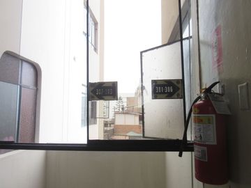 OCASIÓN LA VICTORIA PROL. HUAMANGA EDIFICIO 5 PISOS MÁS AZOTEA  38 HAB. PRECIO NEGOCIABLE !