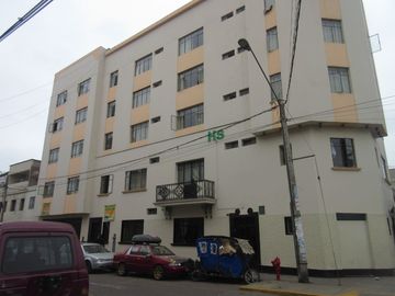 OCASIÓN LA VICTORIA PROL. HUAMANGA EDIFICIO 5 PISOS MÁS AZOTEA  38 HAB. PRECIO NEGOCIABLE !